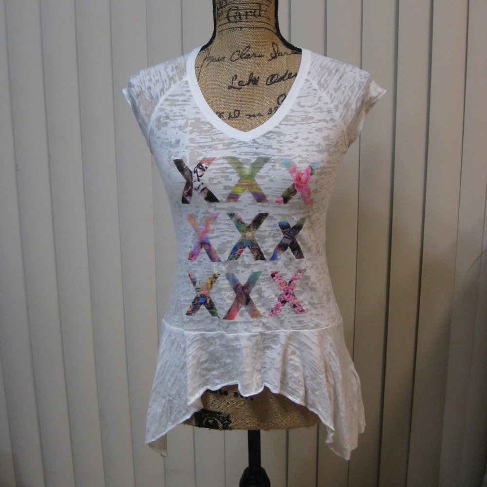 NWT Guess white burnout graphic top shirt XS extra small